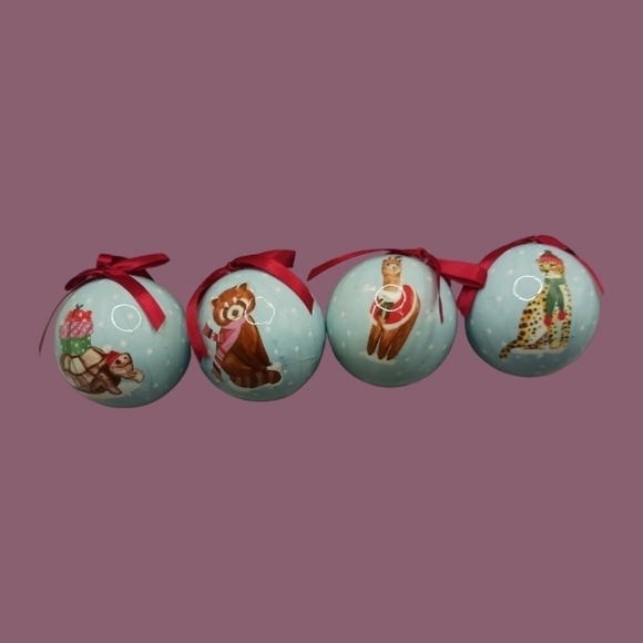 Ovaltin plastic tree ornaments decor set of 4 - Picture 1 of 6